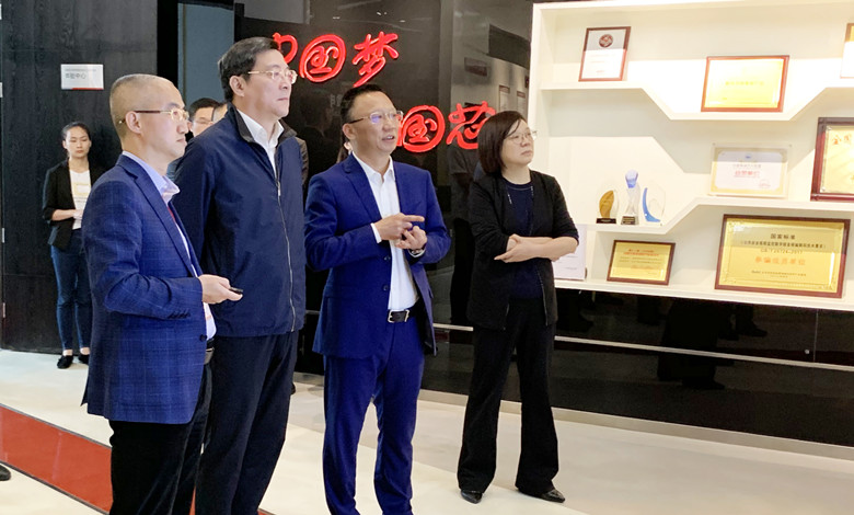 亚洲AV永久无码精品三区在线4