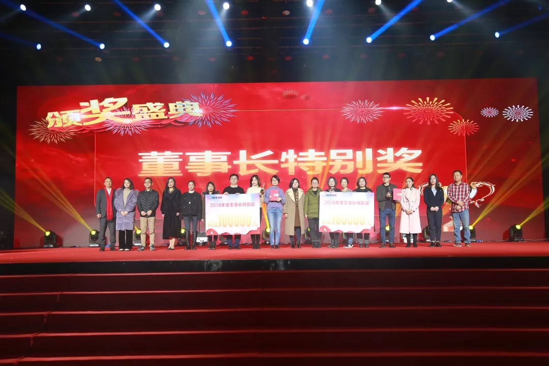 亚洲AV永久无码精品三区在线4