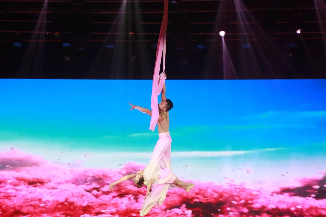 亚洲AV永久无码精品三区在线4