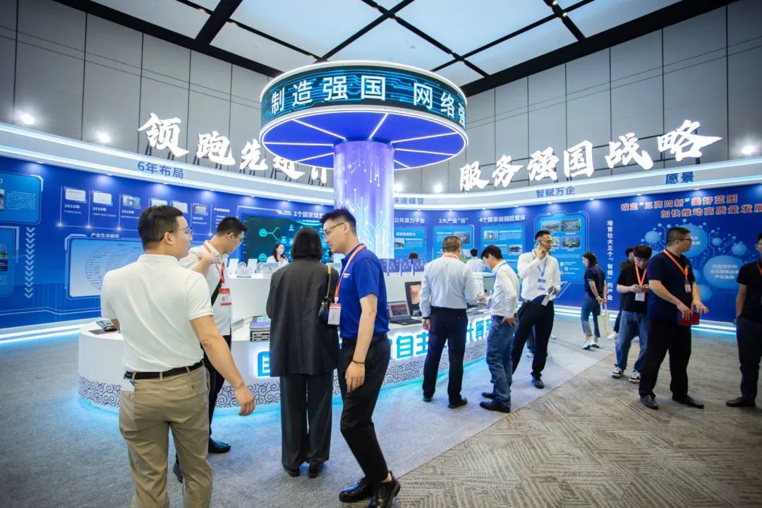 亚洲AV永久无码精品三区在线4