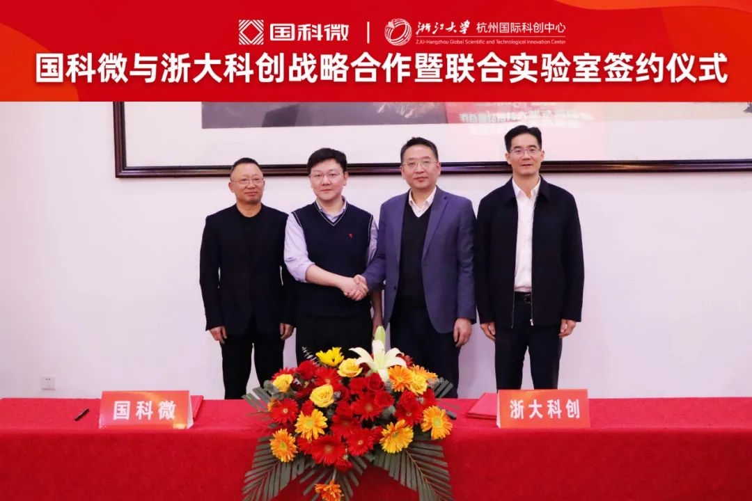 亚洲AV永久无码精品三区在线4