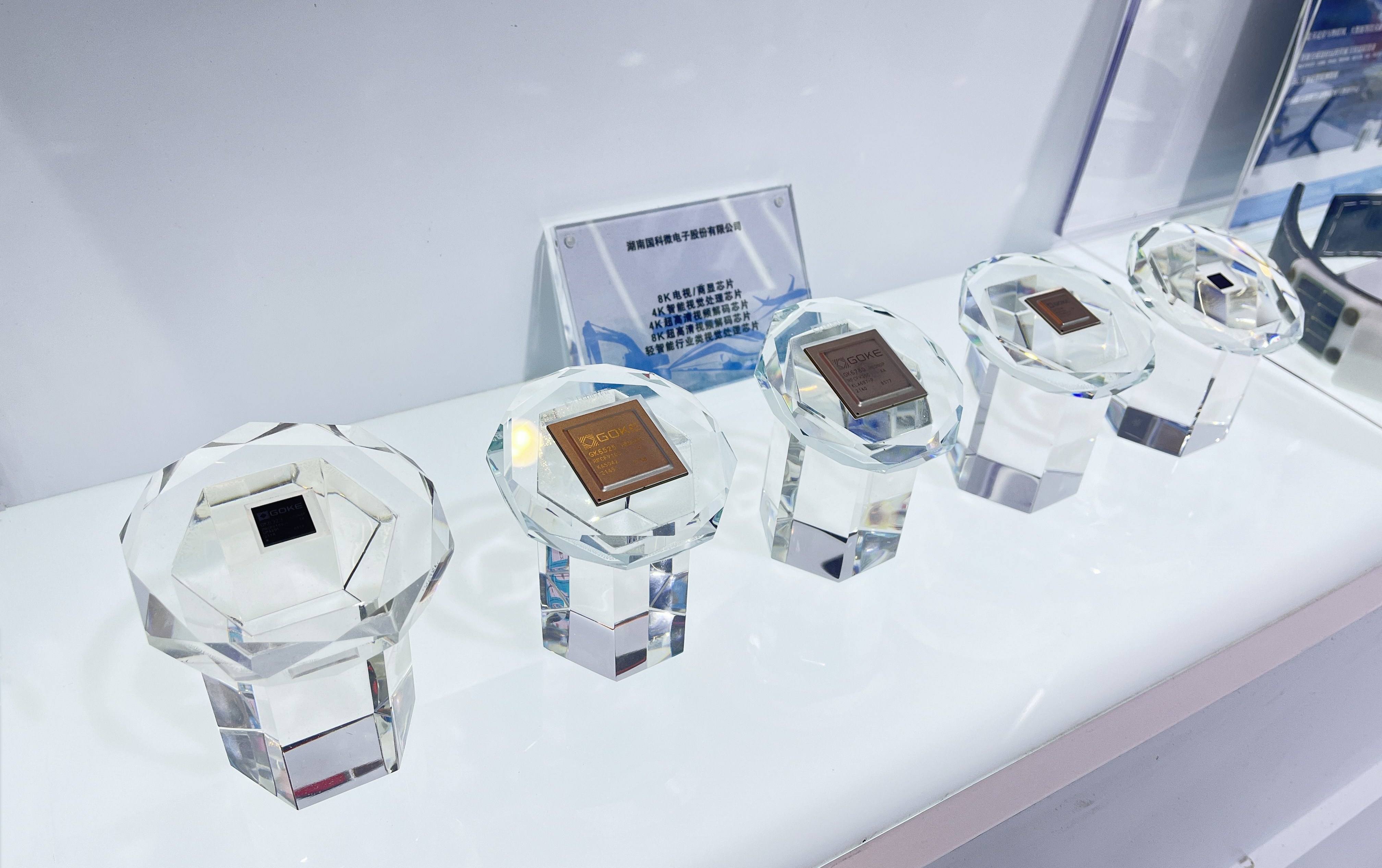 亚洲AV永久无码精品三区在线4