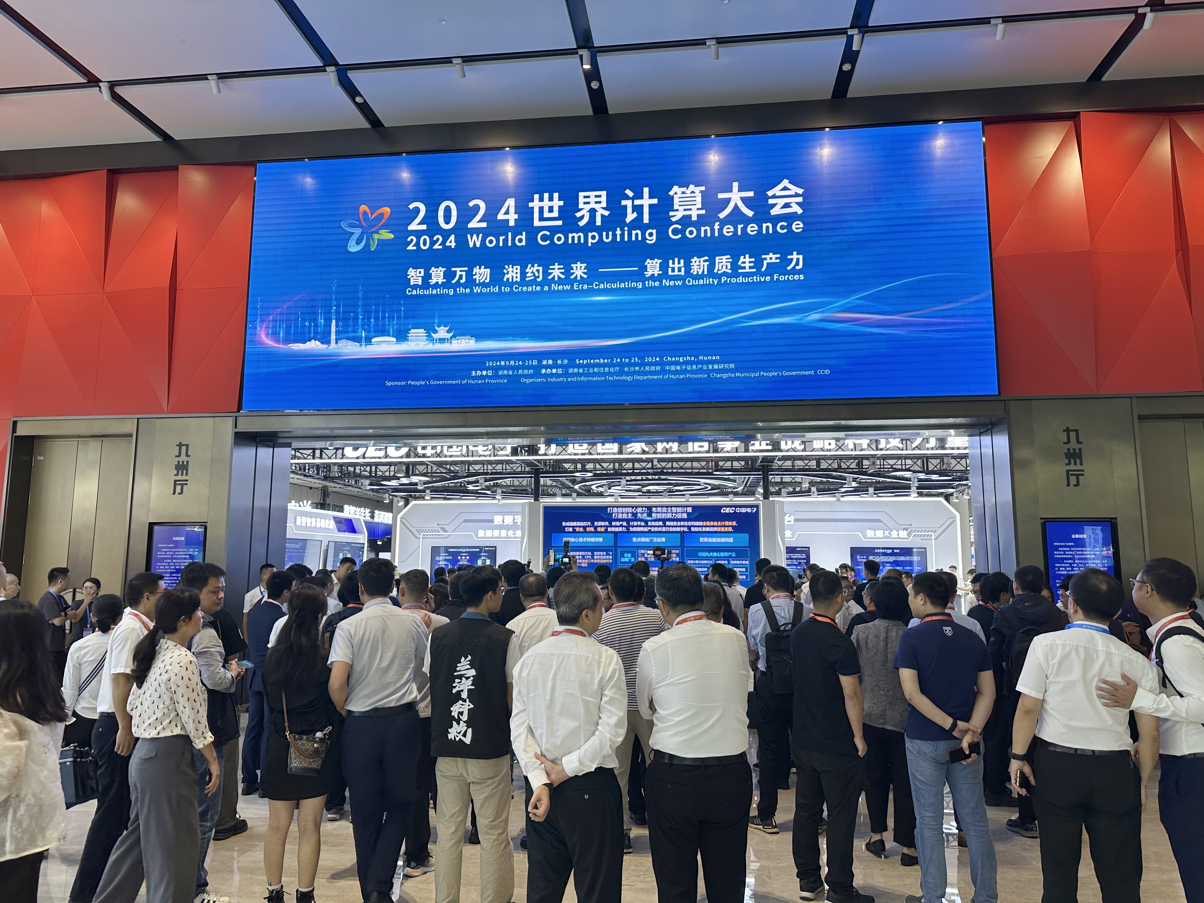 亚洲AV永久无码精品三区在线4