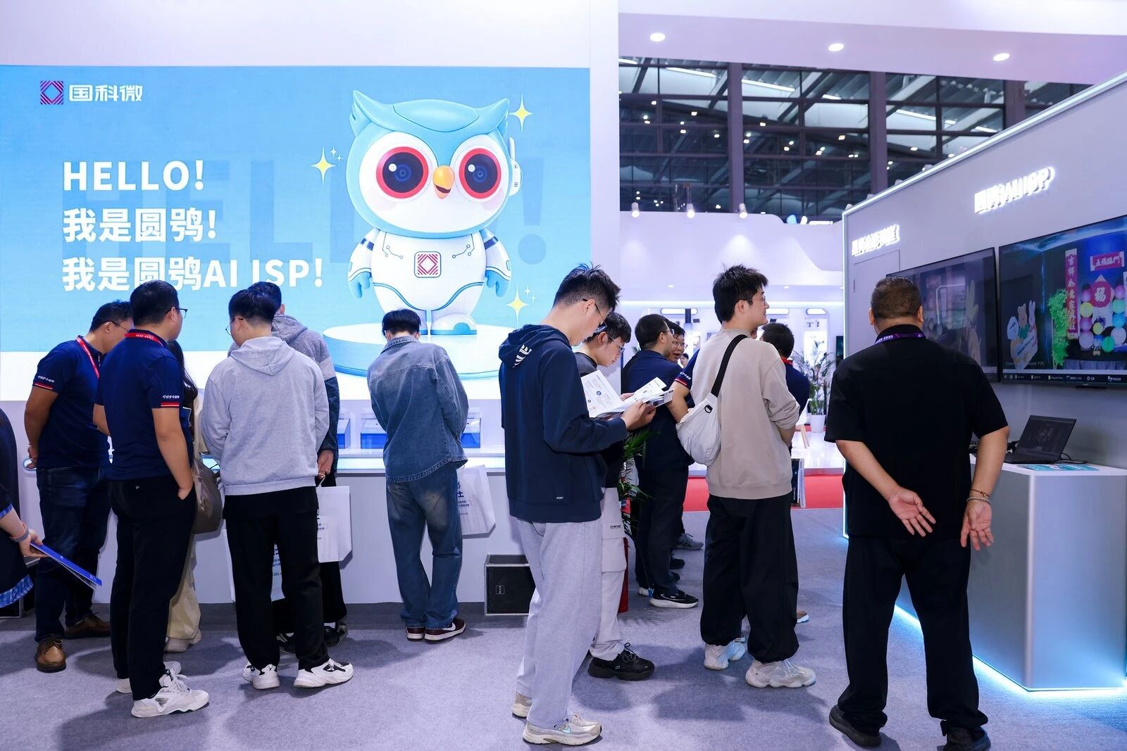 亚洲AV永久无码精品三区在线4